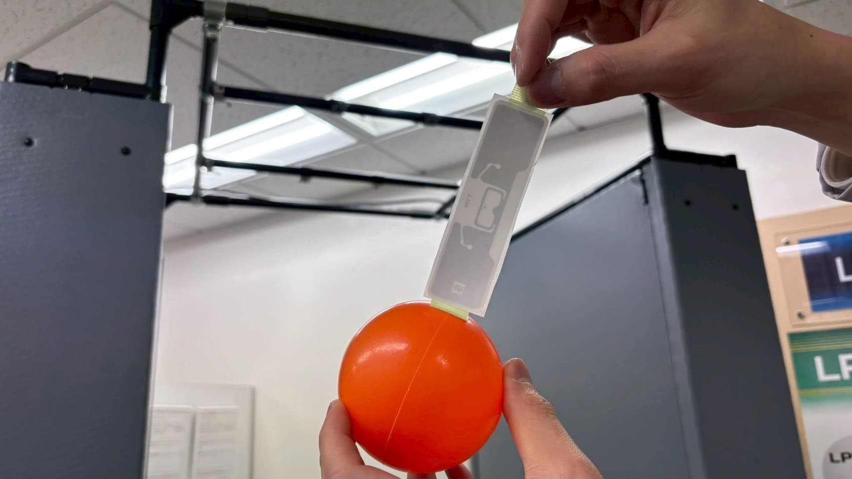 見えないバーコードが世界を変える？マスプロ電工に聞く「RFタグ」の最前線