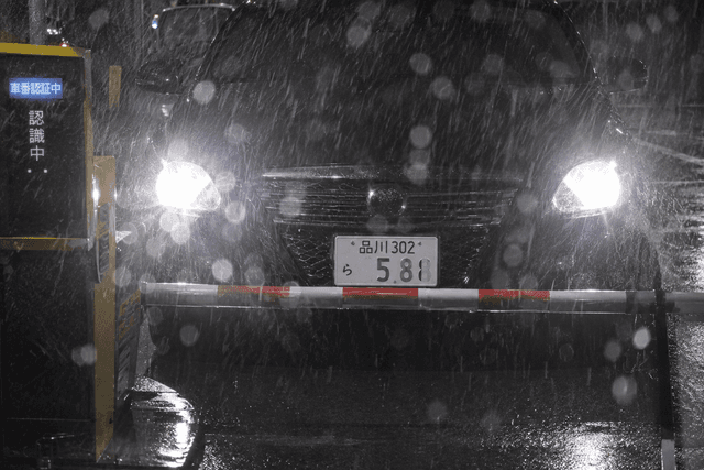 車番認証カメラの認識率は悪天候（大雨・雪・夜間）で落ちる？AI技術の進化と対策