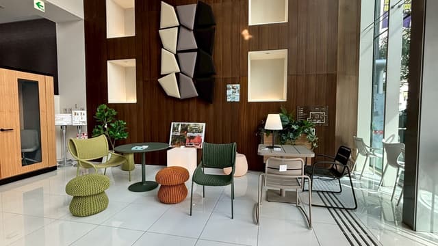 空間の未来をデザインする「遠藤照明 大阪ショールーム」