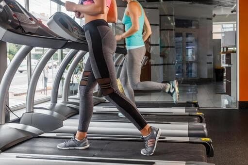 自宅で続く新習慣｜オンラインフィットネスのメリット・料金相場・選び方