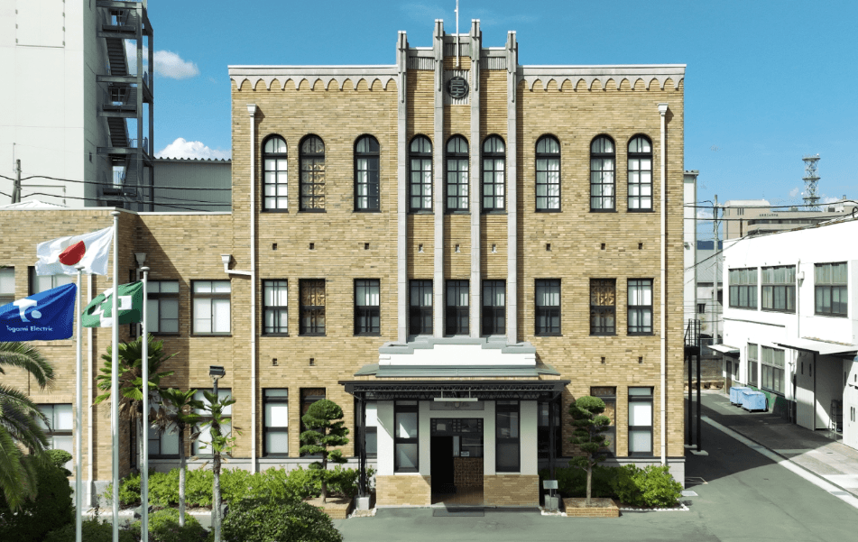 株式会社戸上電機製作所 — 挑戦と革新の100年