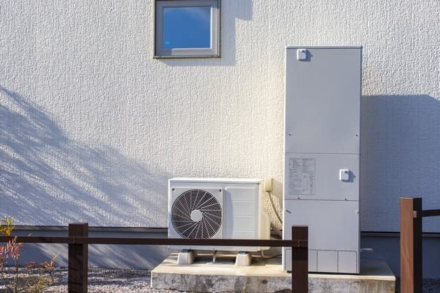 エコキュート(エコQ)の正しいメンテナンス方法|寿命を延ばし電気代を抑えるポイントを解説