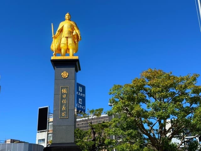 織田信長 ― 日本最初の“破壊と創造”の経営者